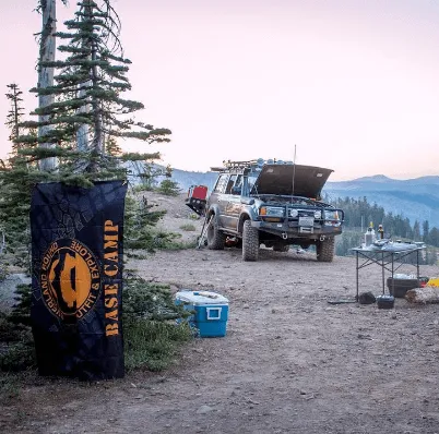 Base Camp Flag Tread