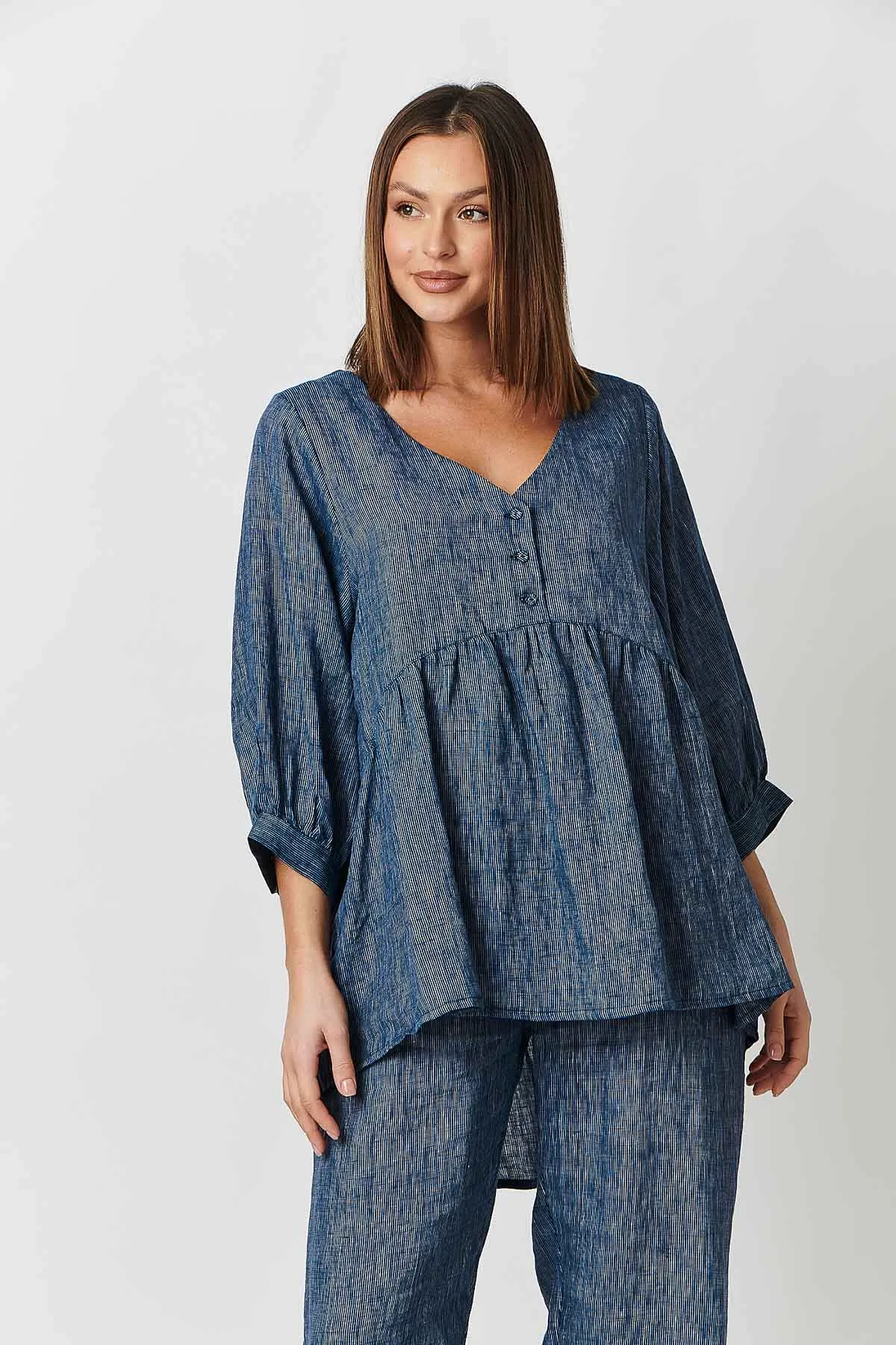 GA414 V Neck Swing Tunic in Admiral