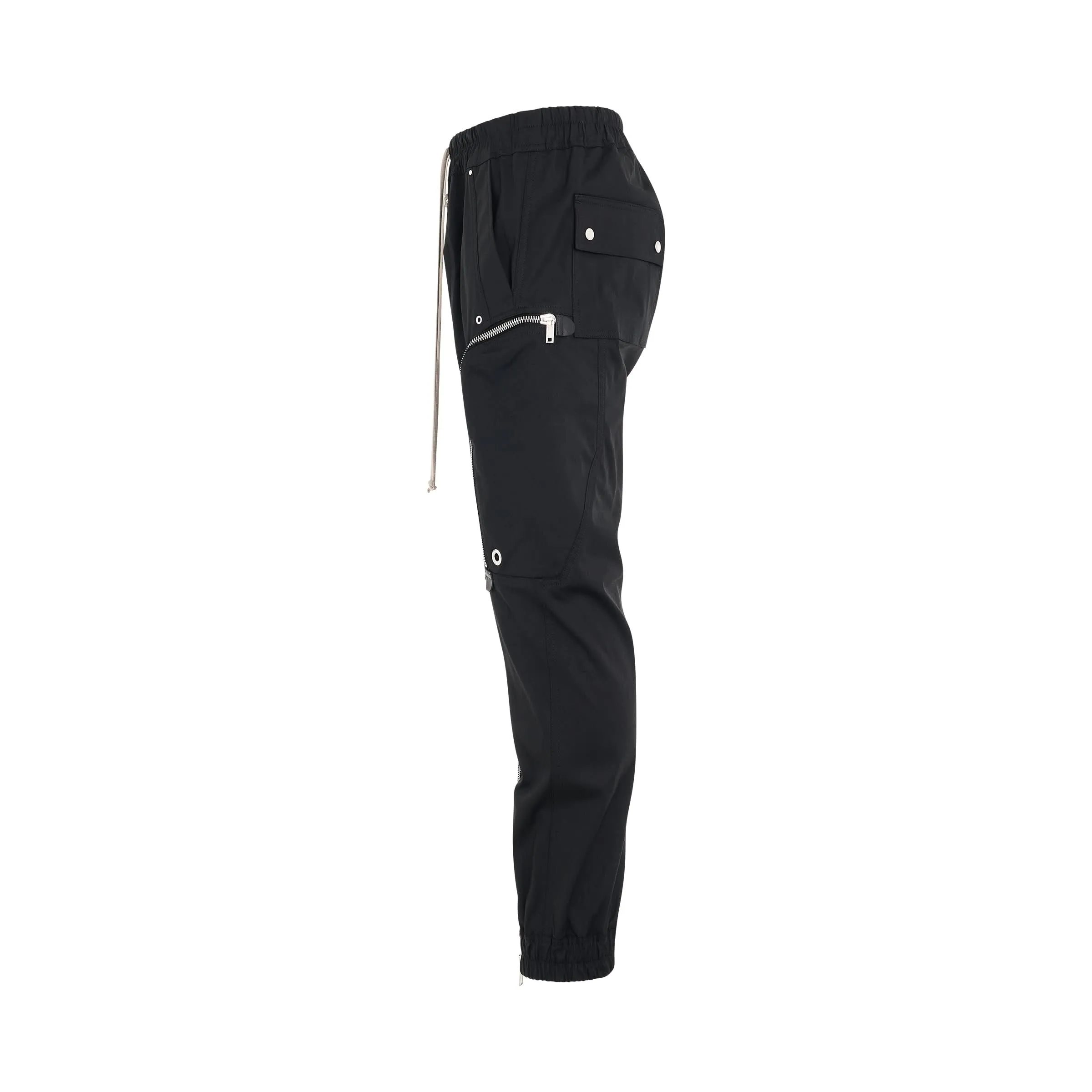 Men Bauhaus Cargo Pants in Black