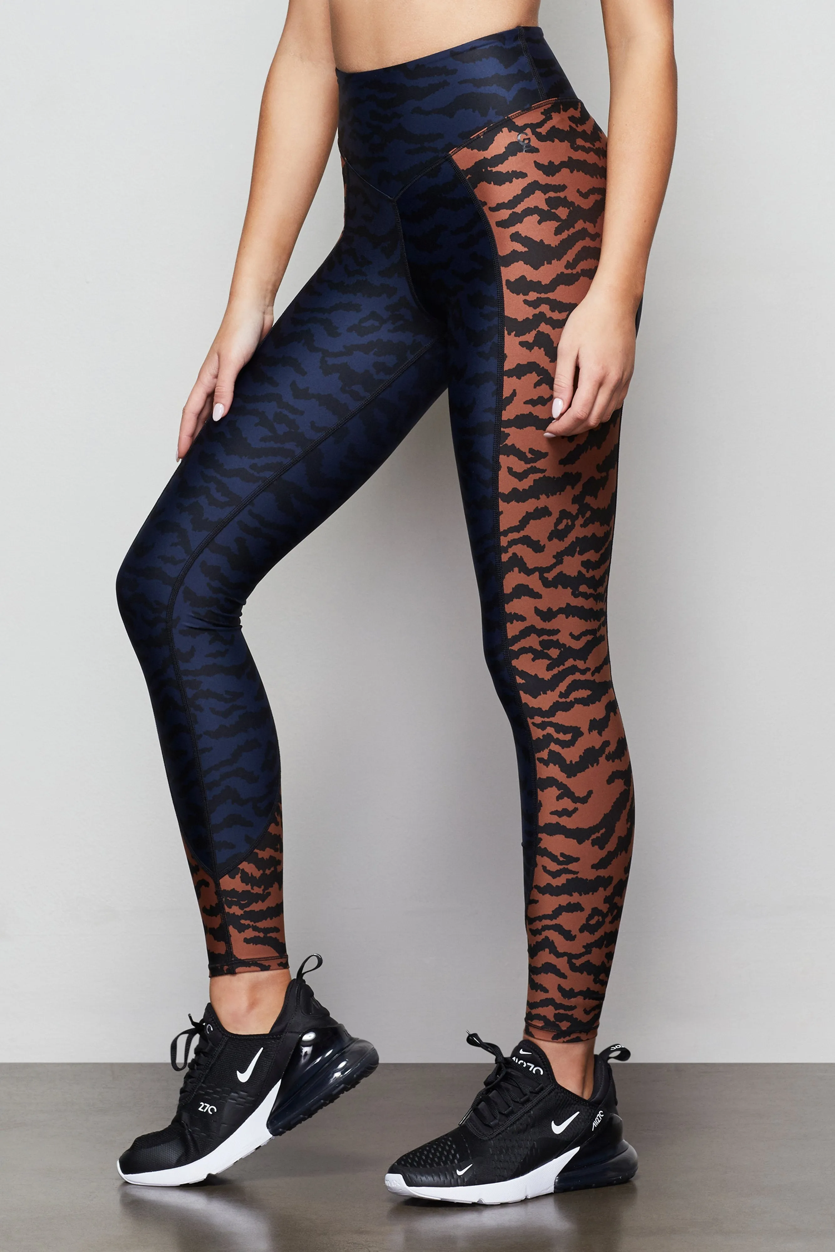 OASIS LEOPARD LEGGING | NAVY ZEBRA001