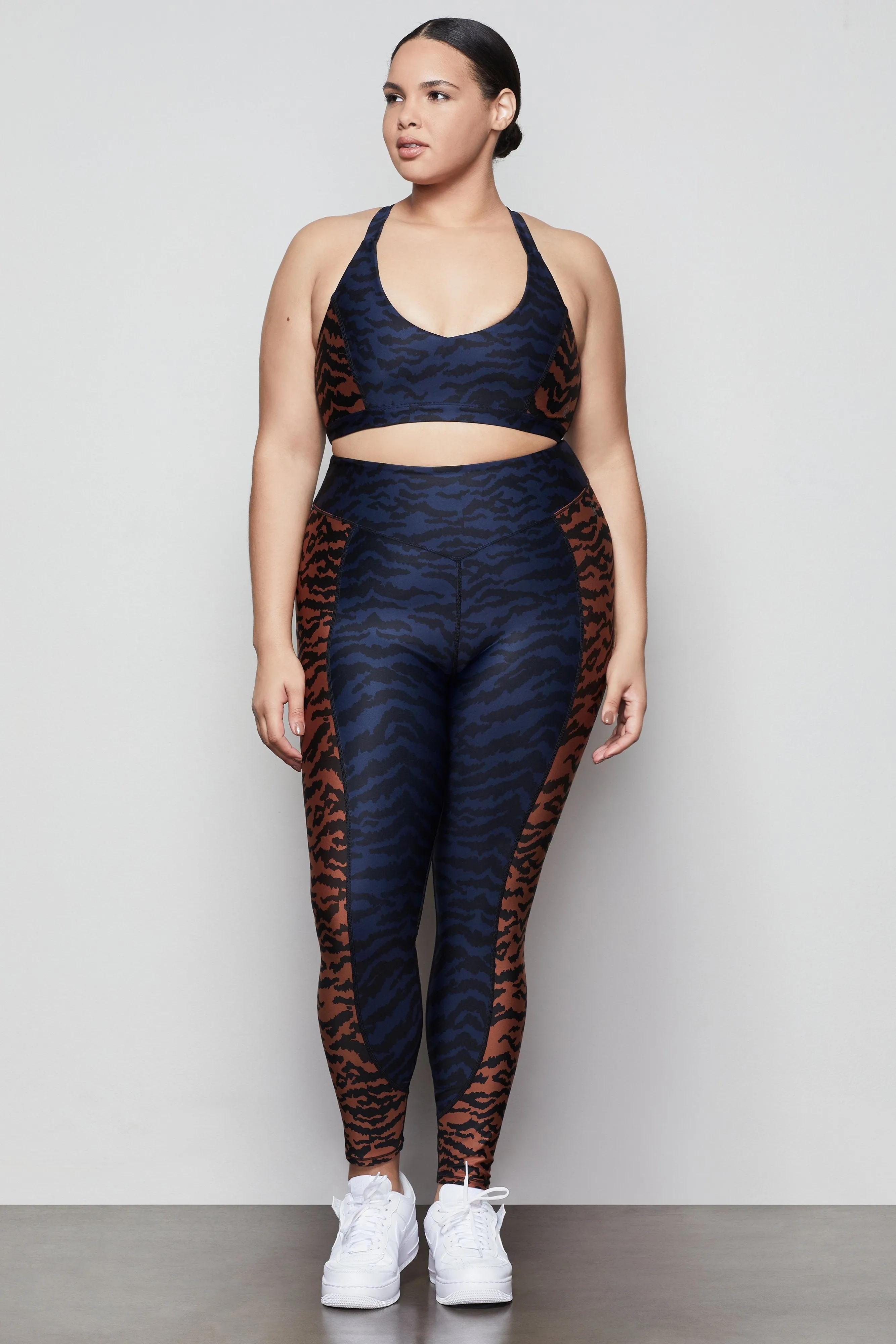 OASIS LEOPARD LEGGING | NAVY ZEBRA001