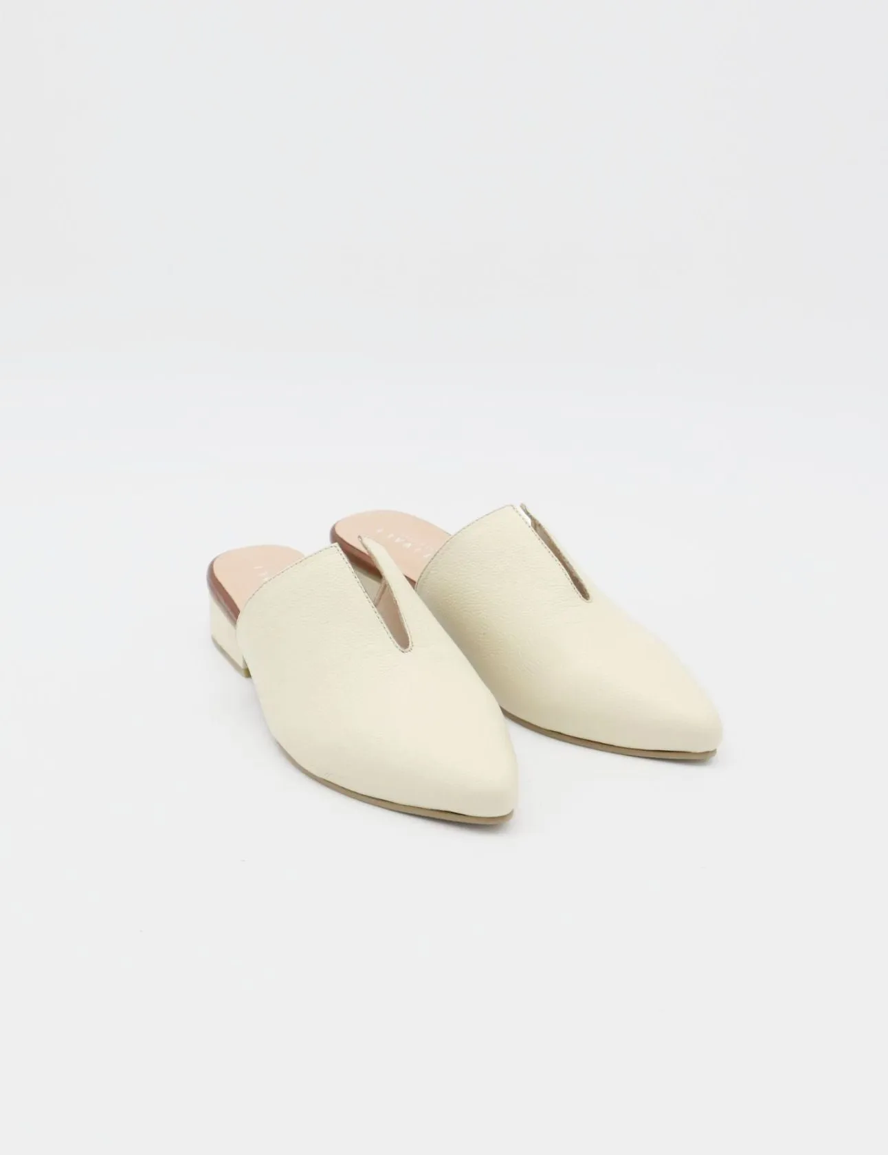 Pijao mules sandals in off white leather womens shoes