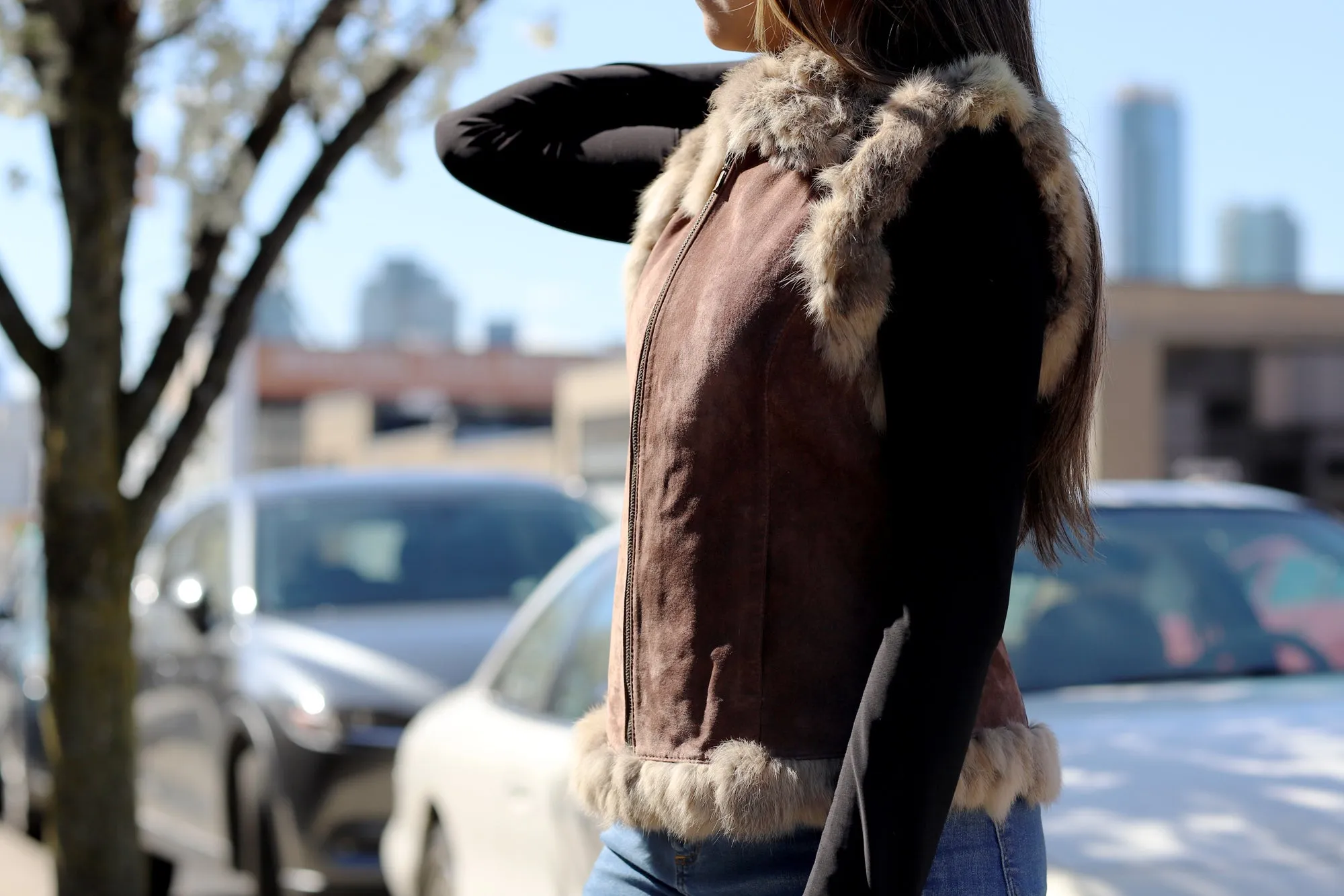 Suede Leather Vest w/ Fur Trim - Brown