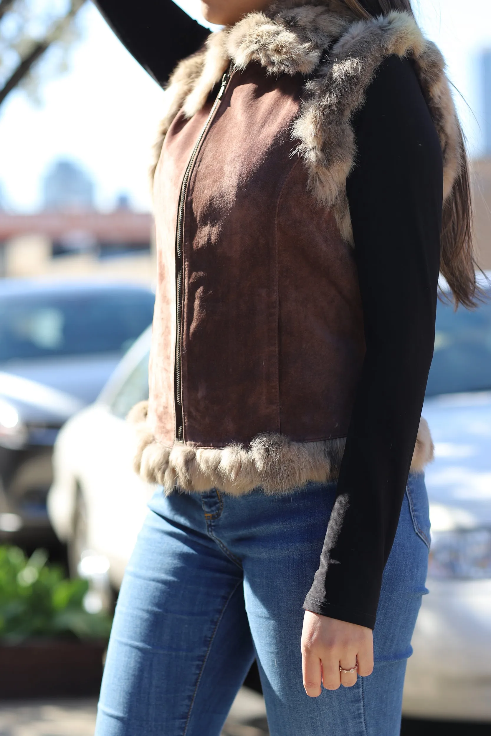 Suede Leather Vest w/ Fur Trim - Brown