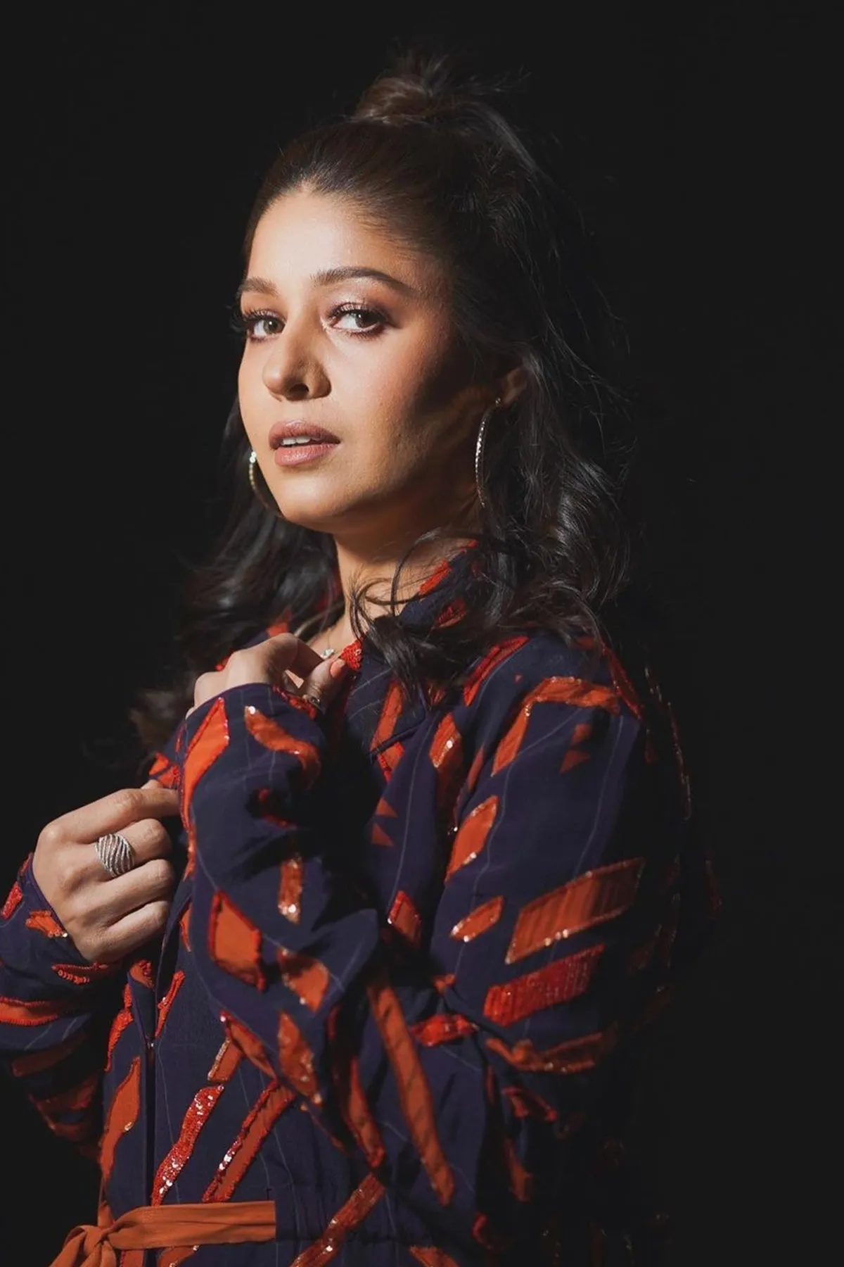 Sunidhi Chauhan In Printed Jacket & Printed Pants