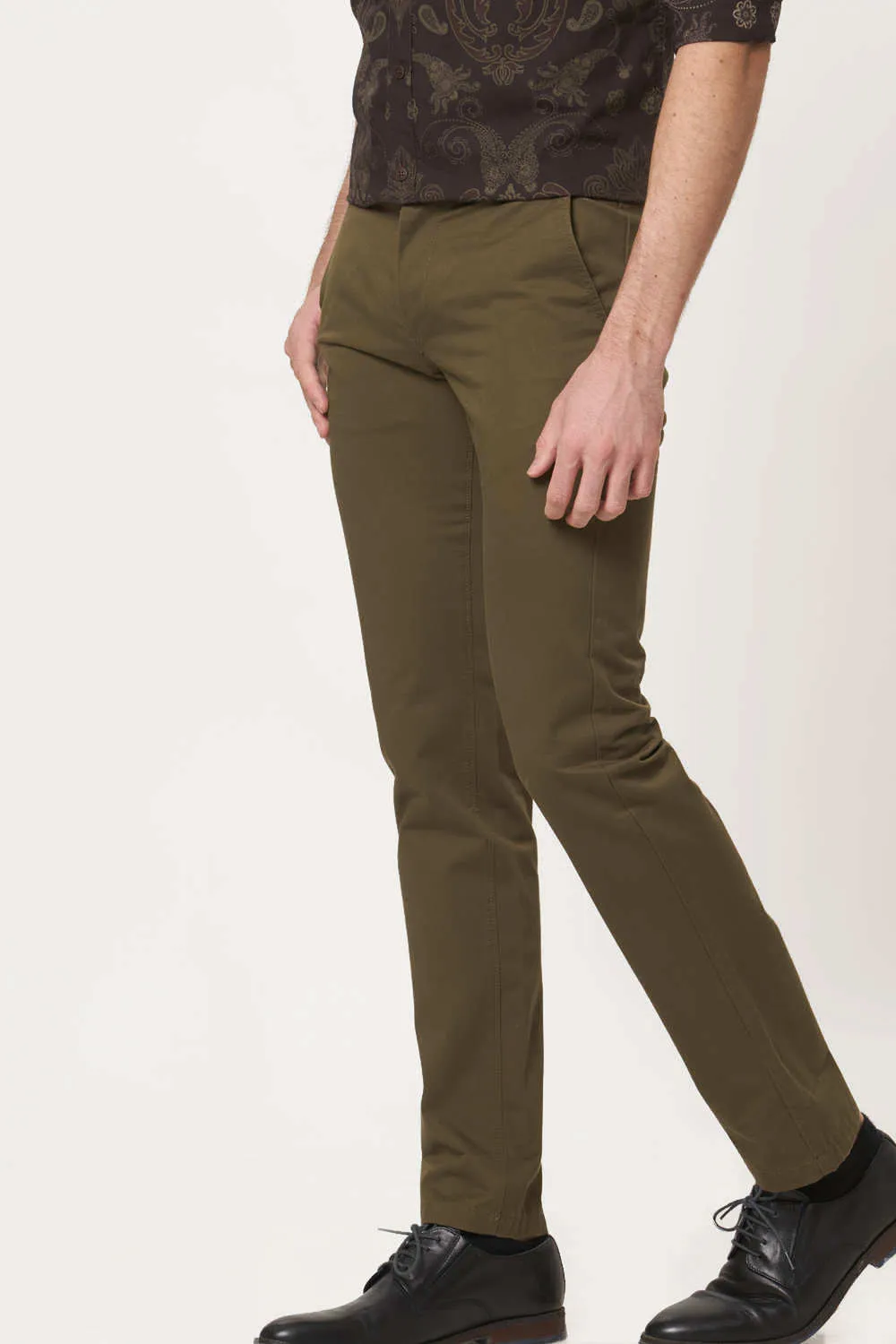 Tapered Fit Cotton Trouser