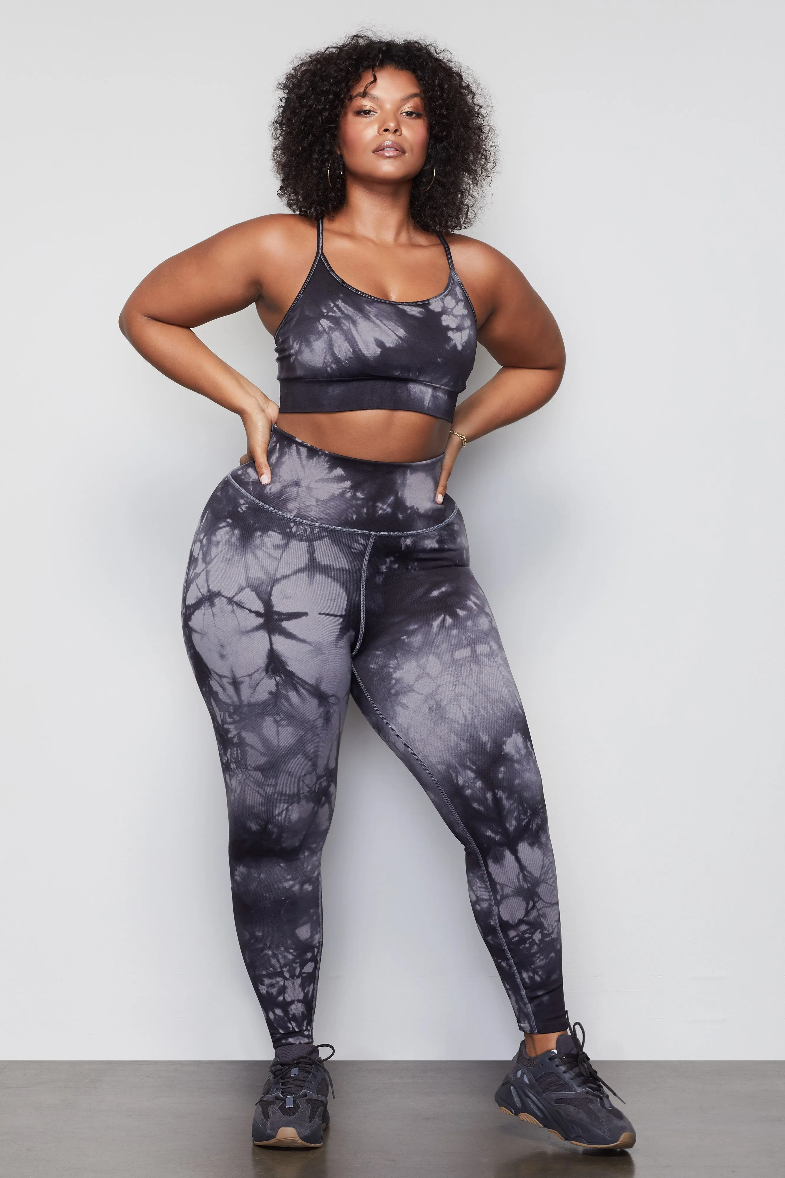 THE GOOD WAIST TYE DYE LEGGING | BLACK077