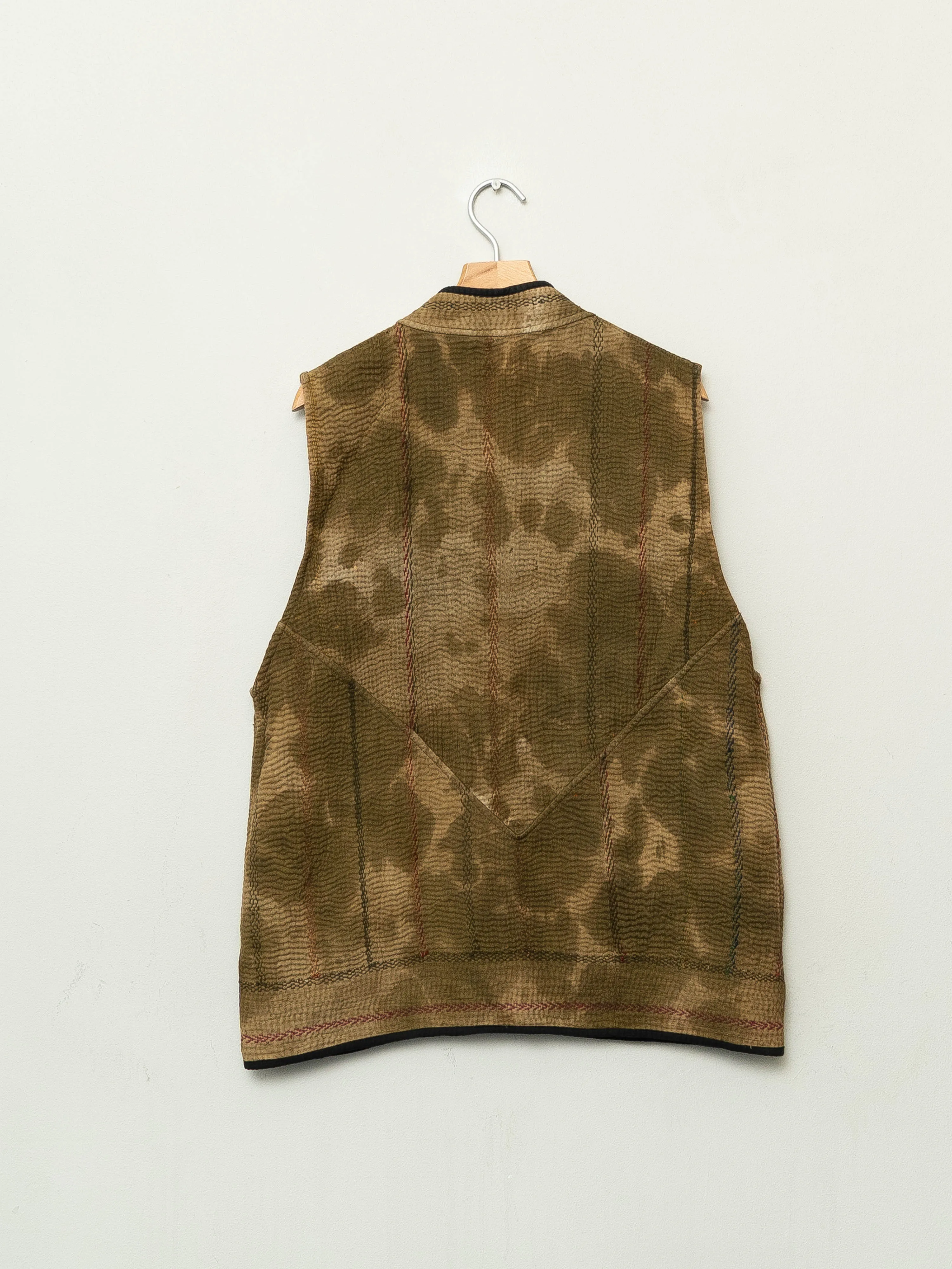 The Ladhiya Quilted Bandhani Kantha Vest