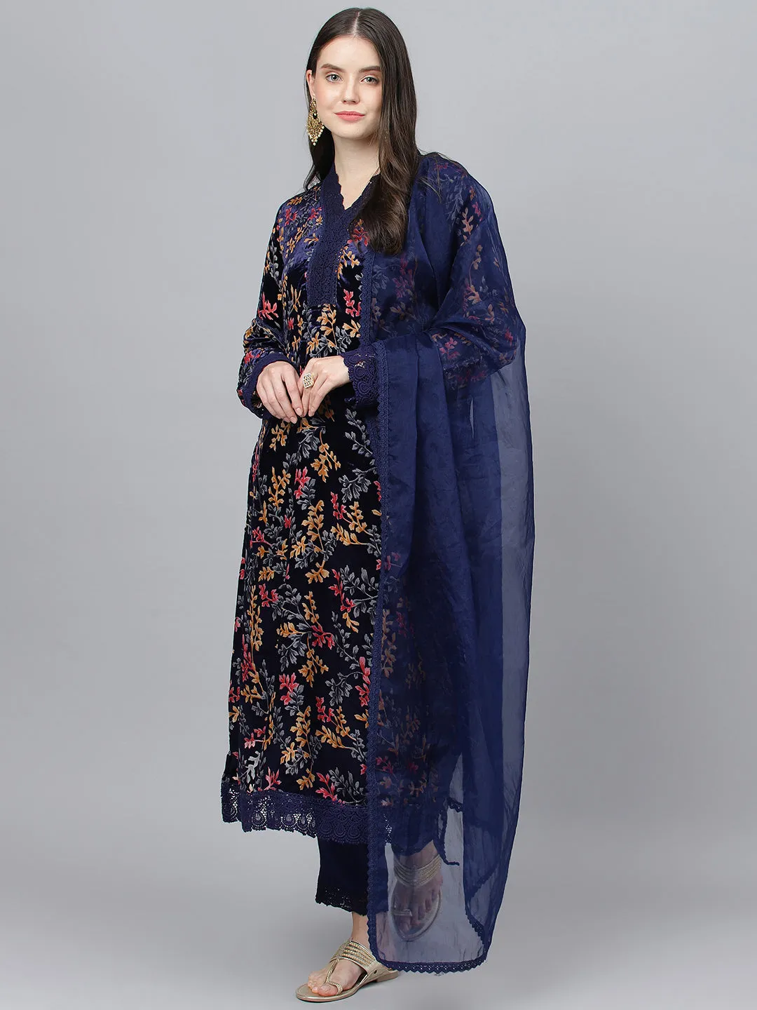 Women Blue Floral Burn Out Valvet Kurta Pant With Organza Dupatta Set