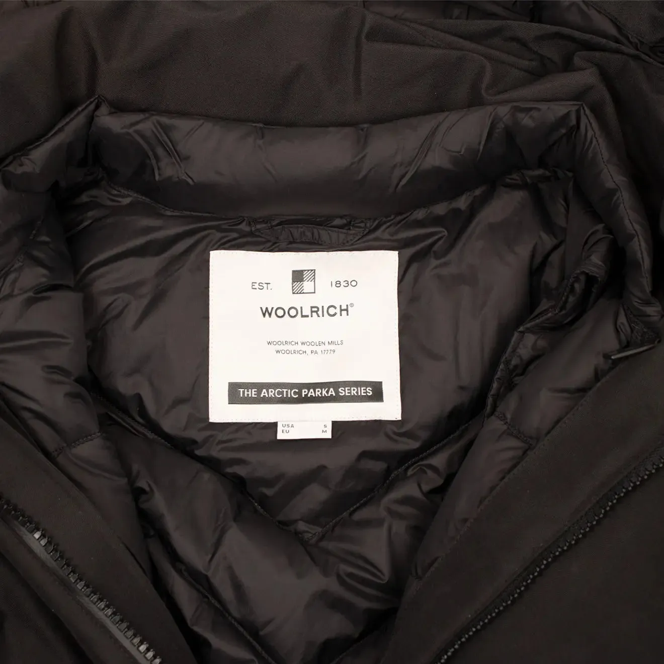 Woolrich High Tech Arctic Parka Off Black